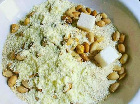 5 Foods Every Nigerian University Student Can Relate To